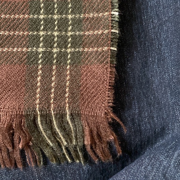 Vintage Burgundy/Olive Green/Tan Plaid Fringed Scarf - Picture 3 of 5